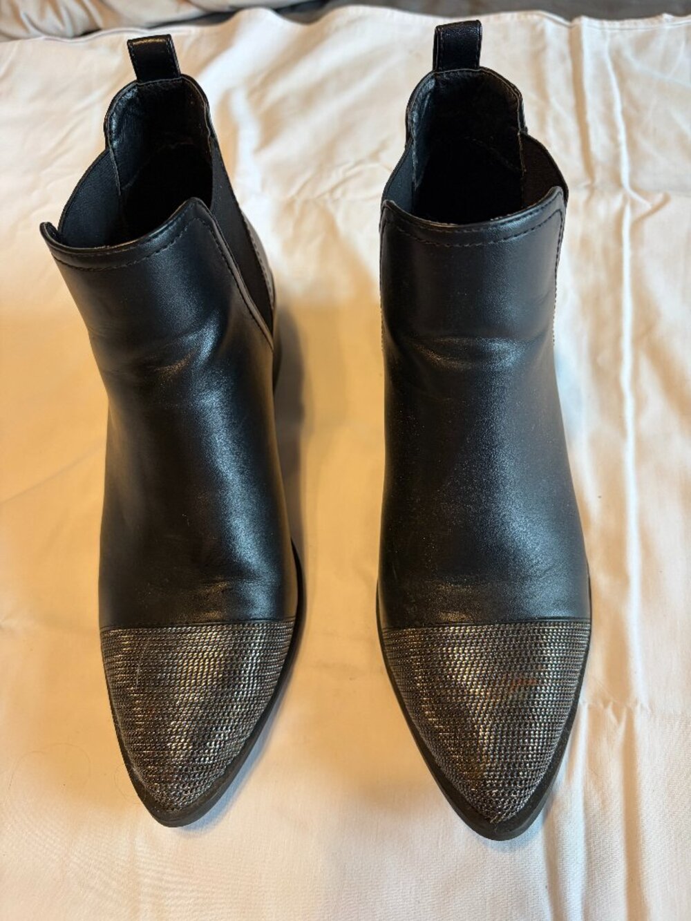 REPORT ZERE BLACK BOOTIE WITH CHAIN TOE